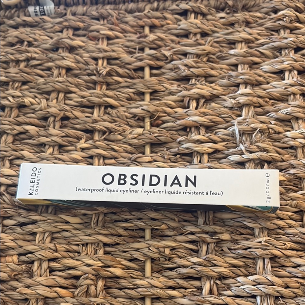 Kaleido Cosmetics Obsidian Waterproof Liquid Eyeliner – New in Box